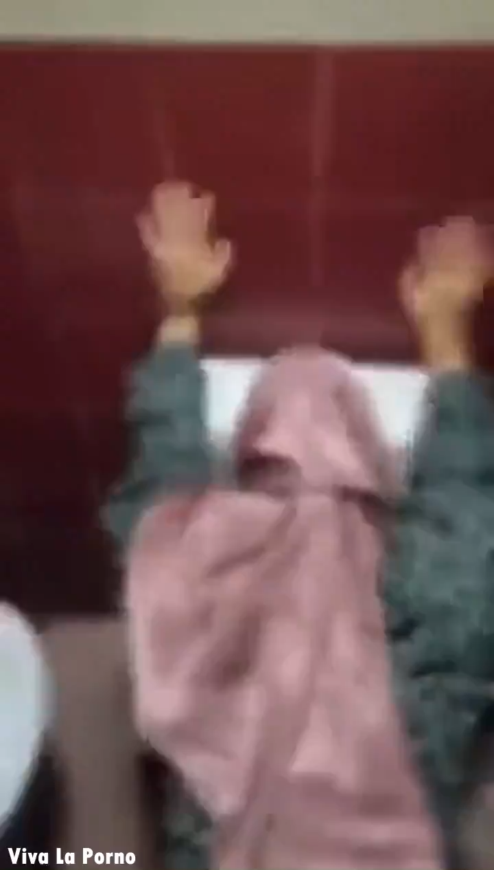 Türbanlı Beyza Düğünde Tuvalette Sikişiyor Türk İfşa Porno